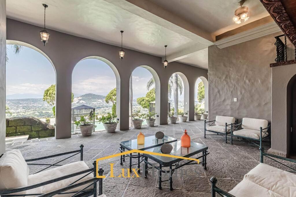 Lujosa Casa, Espectacular Vista Y Alberca Para 20 Personas Cuernavaca Eksteriør billede